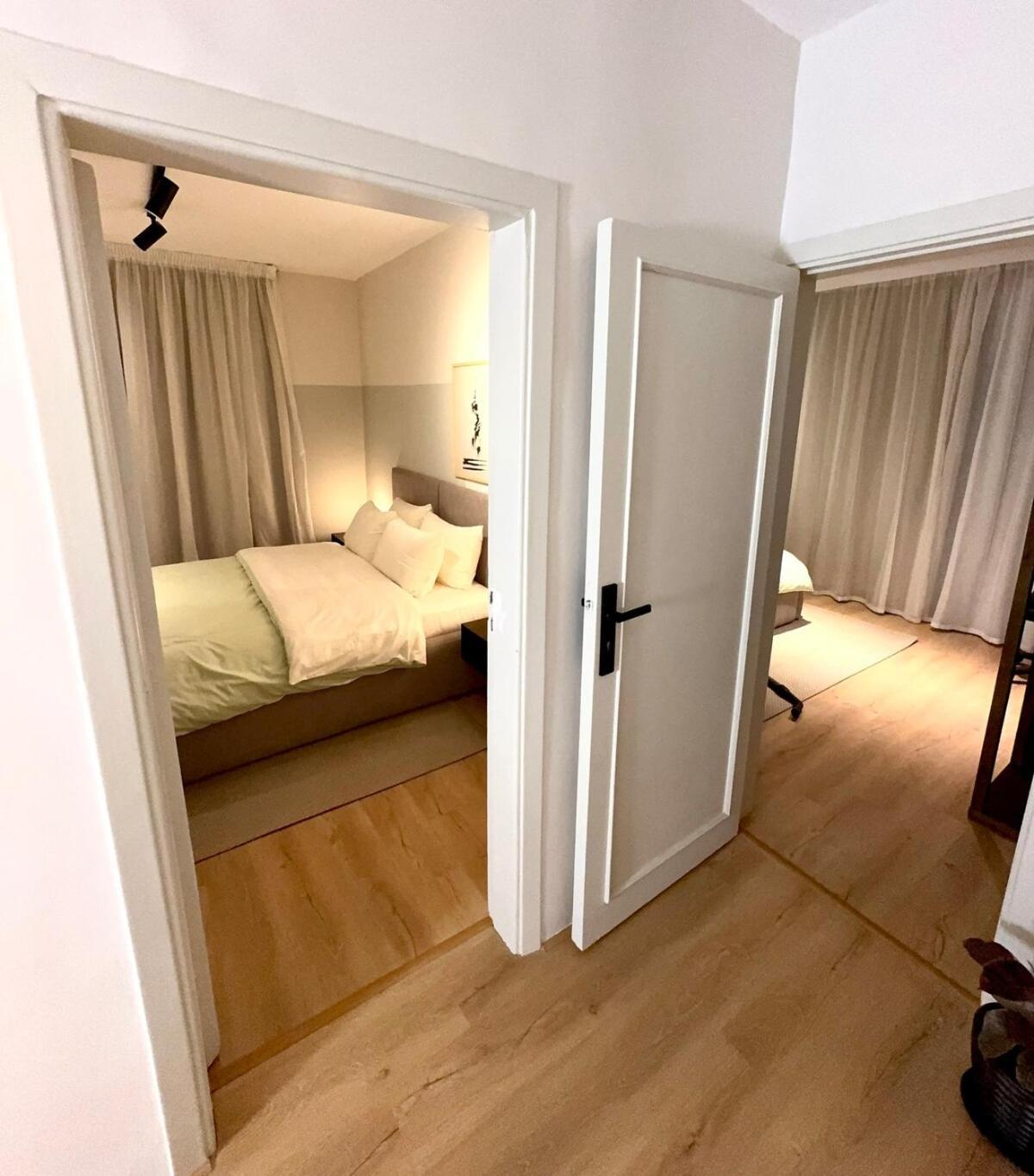 The Ground-floor Gem